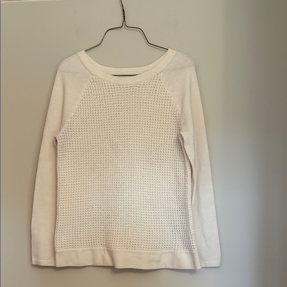 Charter Club 60/40 cotton/acrylic ivory sweater in good worn condition size L